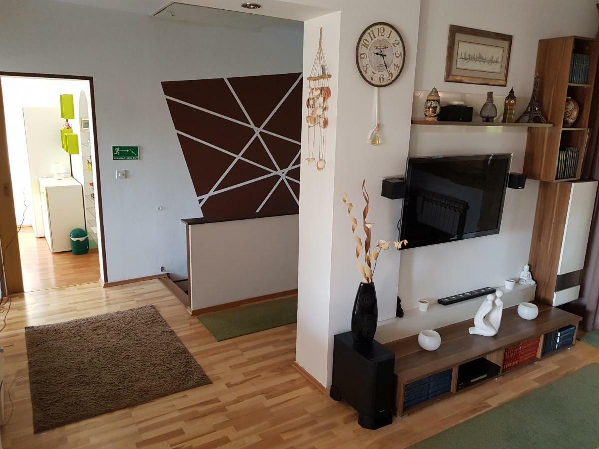 A&T Apartment Zaprešić Esterno foto
