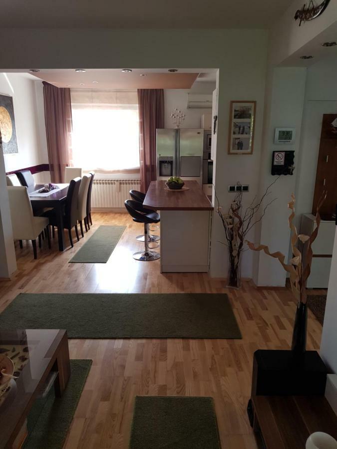 A&T Apartment Zaprešić Esterno foto